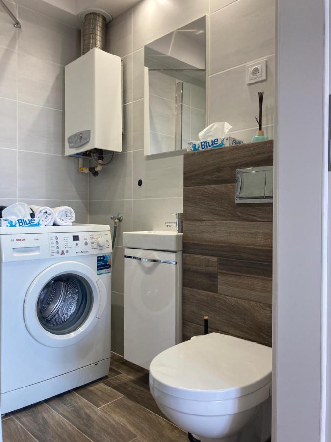 Lokum Seminaryjska Apartament Z Darmowym Parkingiem 凯尔采 外观 照片